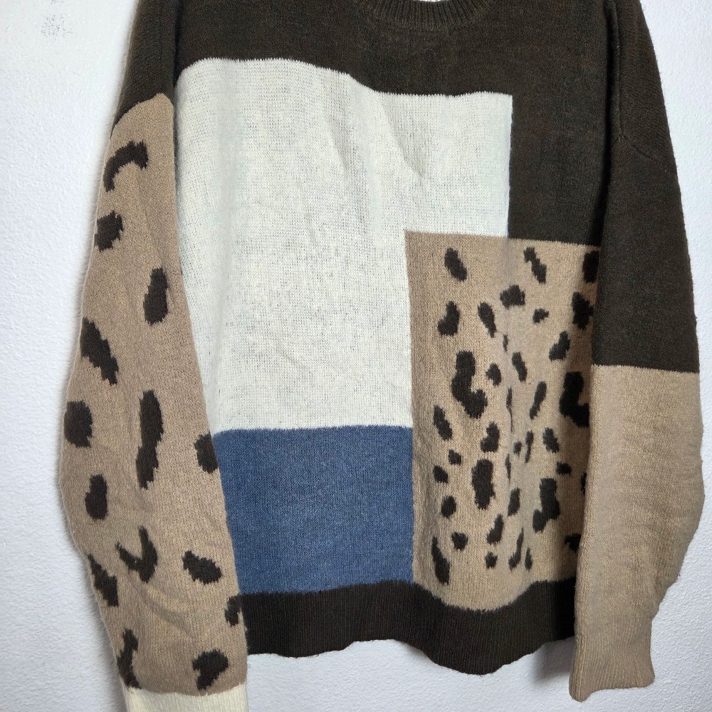 Davi & Dani Patchwork Leopard print sweater Women… - image 3